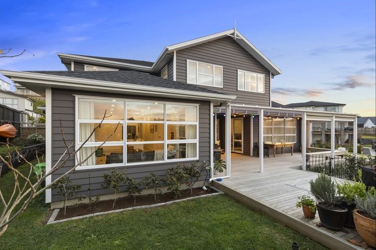 Photo of property in 3 Paige Road, Orewa, 0931