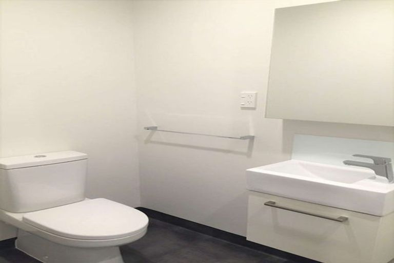 Photo of property in 403/160a Hobsonville Point Road, Hobsonville, Auckland, 0616