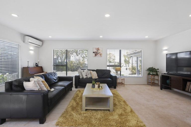 Photo of property in 53 Jutland Road, Hauraki, Auckland, 0622