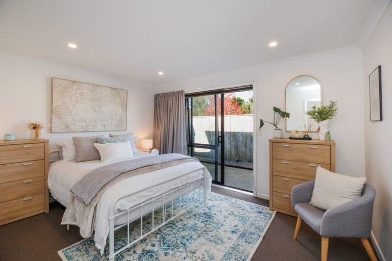 Photo of property in 52 Brooklyn Heights Drive, Kelvin Grove, Palmerston North, 4414