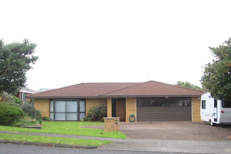 Photo of property in 54 Pigeon Mountain Road, Half Moon Bay, Auckland, 2012