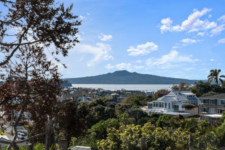 Photo of property in 4 Mamie Street, Remuera, Auckland, 1050