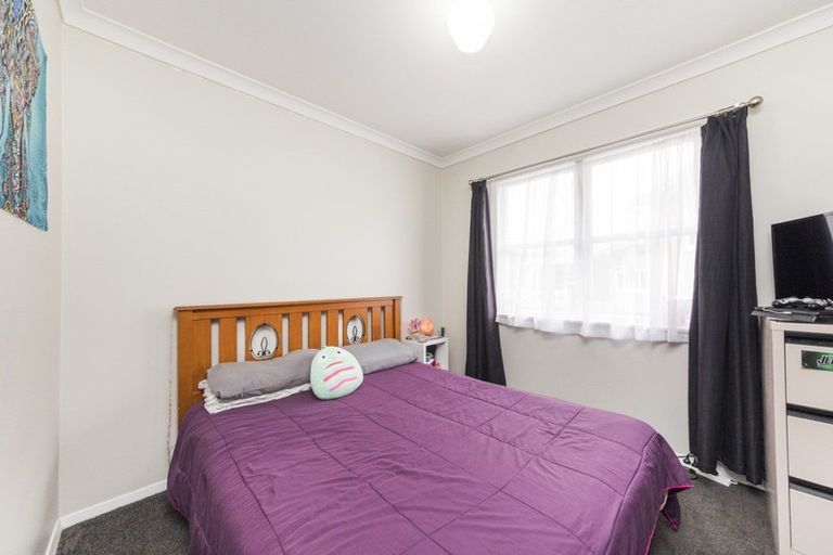 Photo of property in 1 Buick Crescent, Awapuni, Palmerston North, 4412