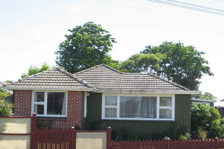 Photo of property in 19 Niagara Street, Wainoni, Christchurch, 8061