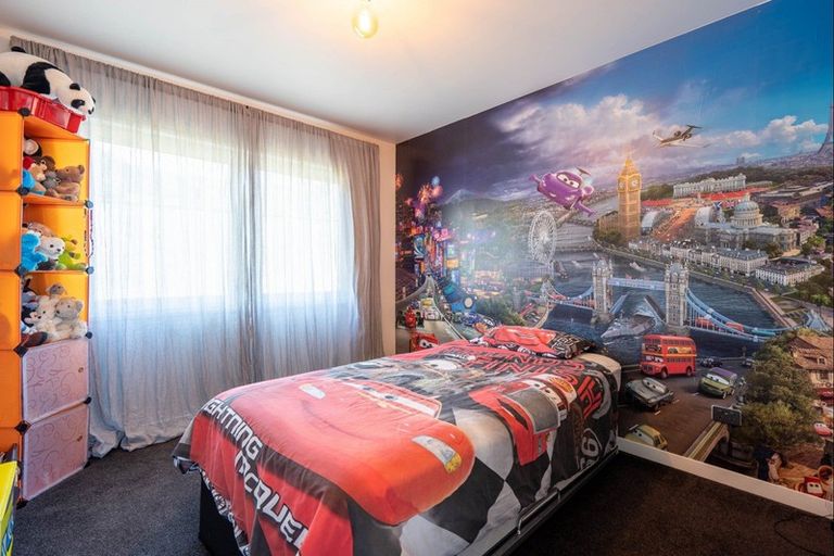 Photo of property in 12 Mahia Lane, Waikanae, 5036