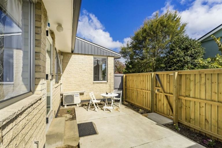 Photo of property in 2/108 Edward Avenue, Edgeware, Christchurch, 8013