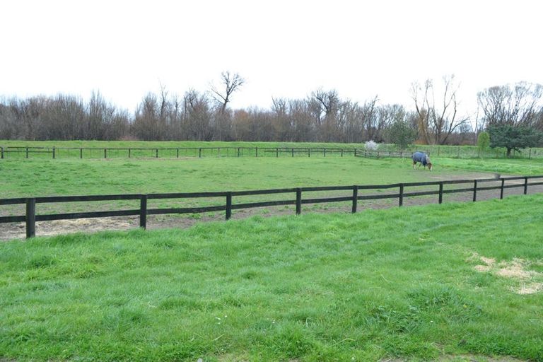 Photo of property in 2966 State Highway 2, Waipukurau, 4281