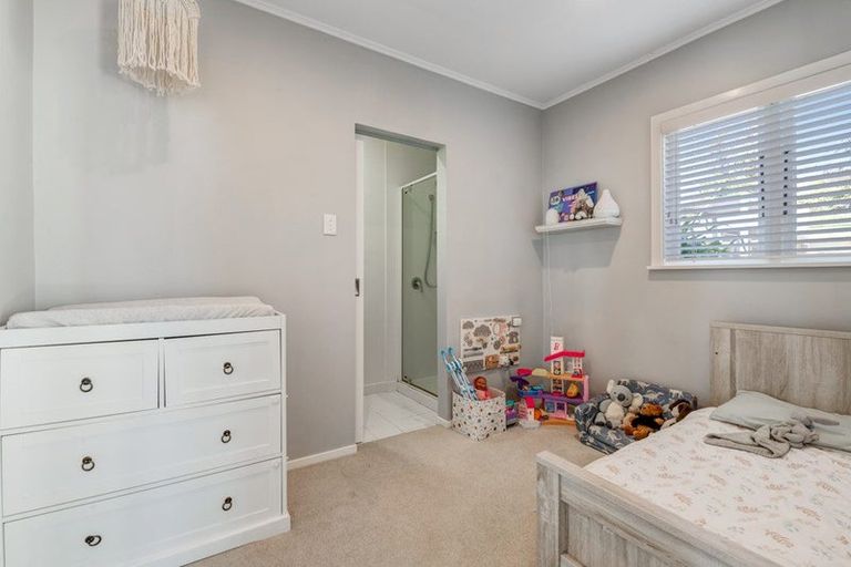 Photo of property in 6 Kauri Road, Stanmore Bay, Whangaparaoa, 0932