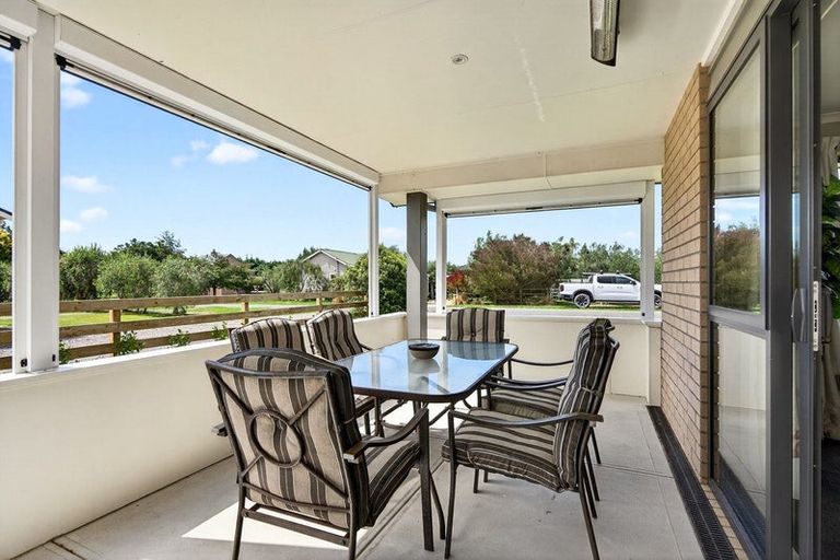 Photo of property in 3 Redwood Lane, Martinborough, 5711