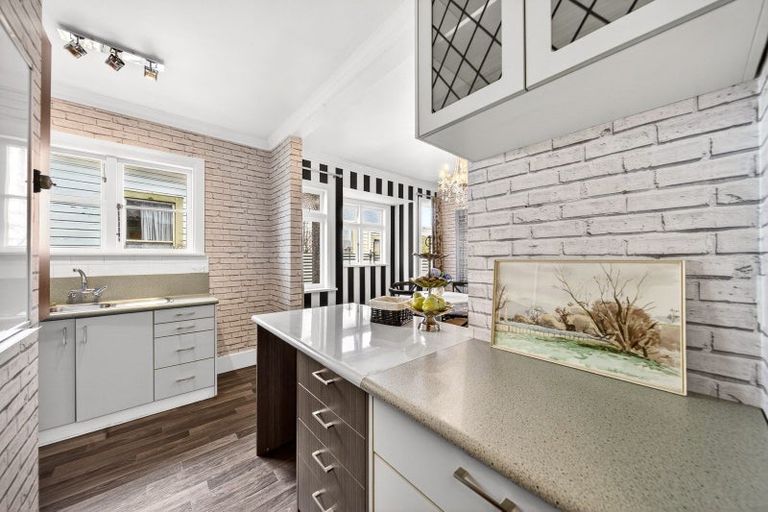 Photo of property in 106 Lincoln Road, Masterton, 5810