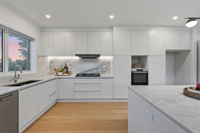 Photo of property in 5 Lucas Creek Way, Albany, Auckland, 0632