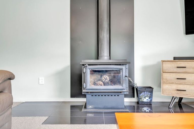 Photo of property in 27 Reserve Road, Waikuku Beach, 7473