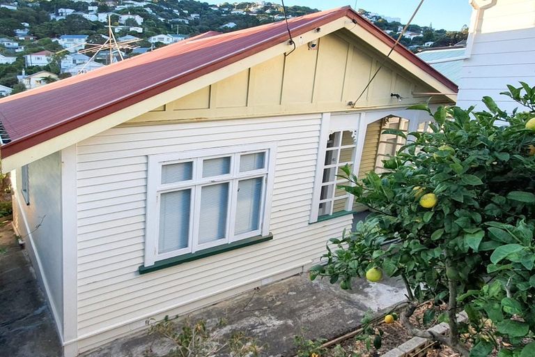 Photo of property in 42 Waipapa Road, Hataitai, Wellington, 6021
