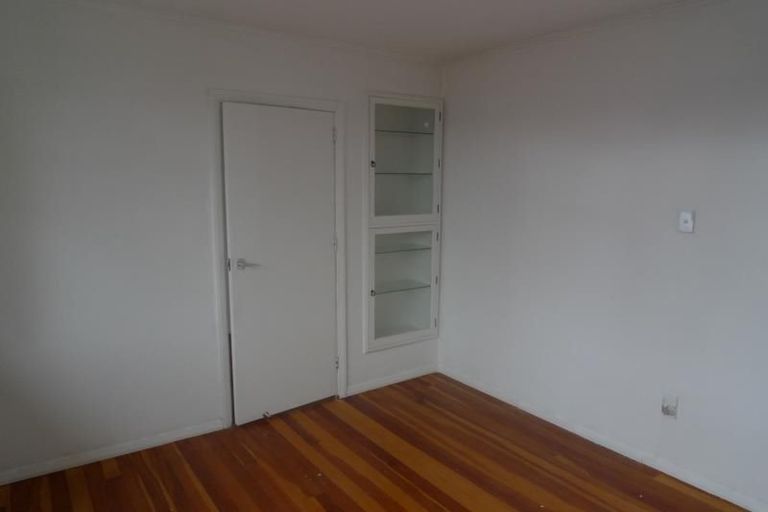 Photo of property in 31 Helston Road, Johnsonville, Wellington, 6037