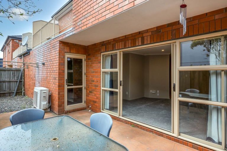 Photo of property in 42b Picton Avenue, Riccarton, Christchurch, 8011