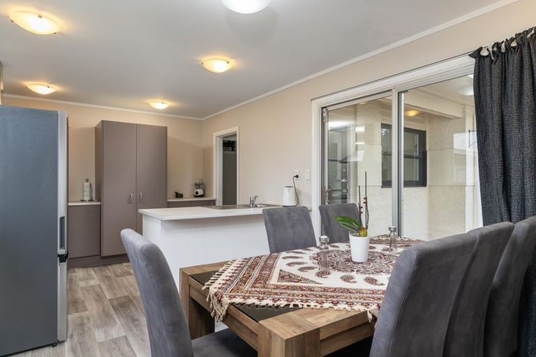 Photo of property in 46 Raglan Street, Lansdowne, Masterton, 5810