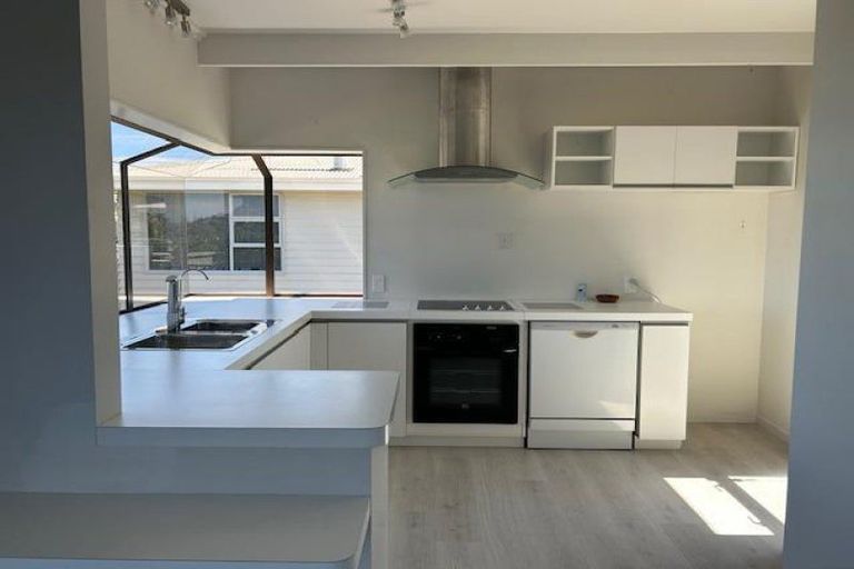 Photo of property in 10 Jane Gifford Place, Omaha, 0986