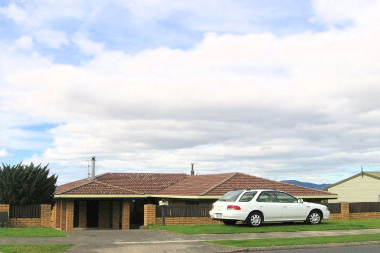 Photo of property in 36 Bell Common Close, Bethlehem, Tauranga, 3110