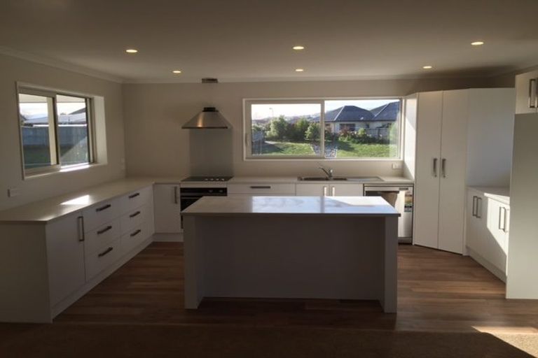 Photo of property in 10 Retallick Way, Amberley, 7410