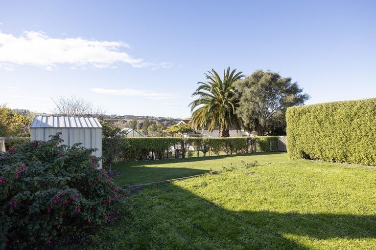 Photo of property in 2 Solway Street, Holmes Hill, Oamaru, 9401