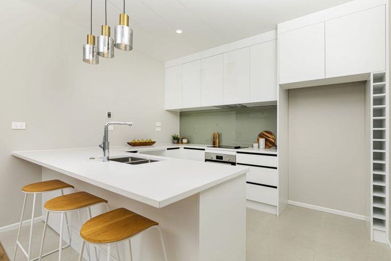 Photo of property in 36 Taiororua Avenue, Massey, Auckland, 0614