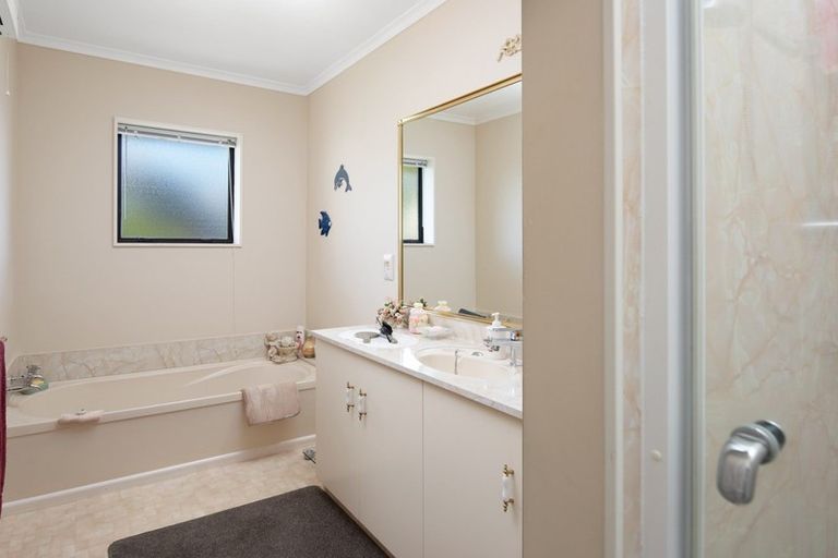 Photo of property in 108 Moana View Road, Waikawa, Picton, 7220