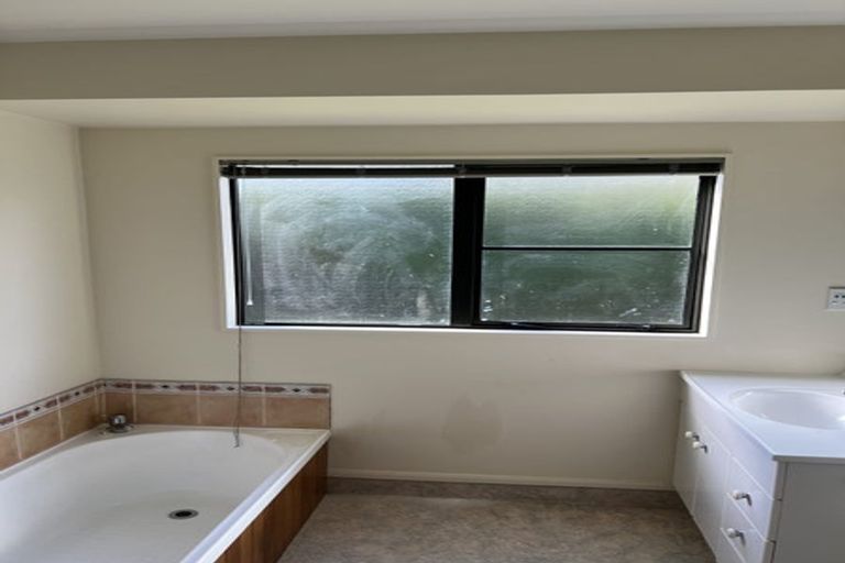 Photo of property in 1 Santa Teresa Court, Paraparaumu Beach, Paraparaumu, 5032