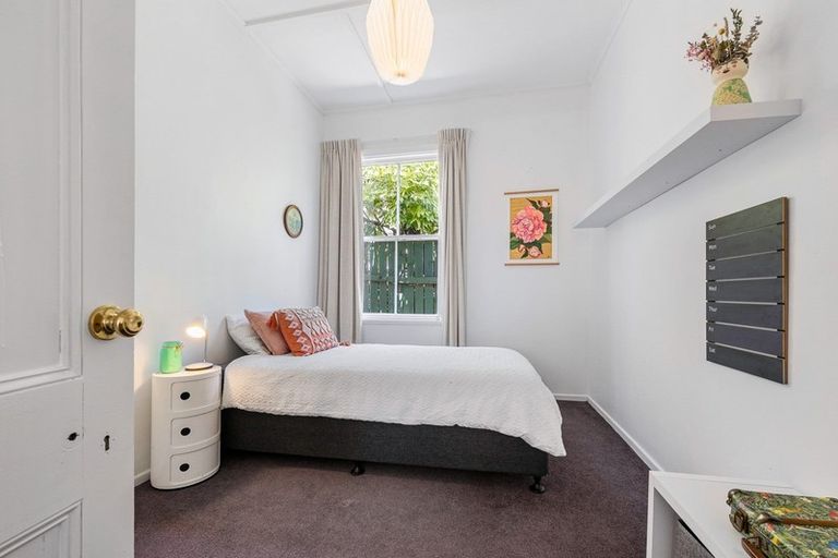 Photo of property in 26 Bay Street, Petone, Lower Hutt, 5012