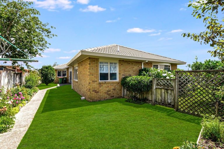 Photo of property in 14 Admiral Crescent, Flagstaff, Hamilton, 3210