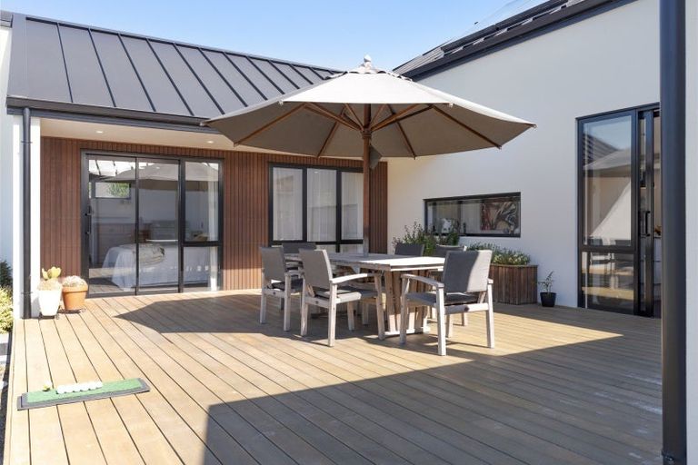 Photo of property in 5 Kawharu Street, Marshland, Christchurch, 8083