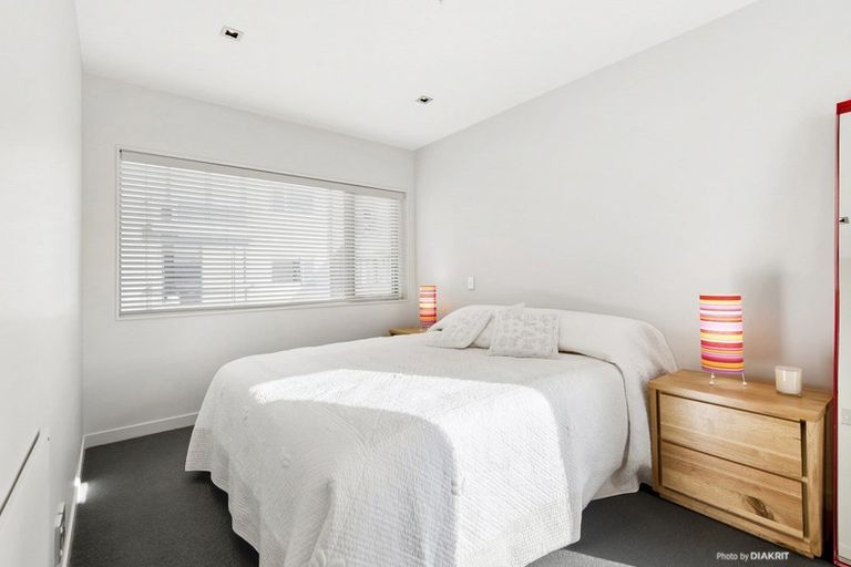 Photo of property in Republic2, 5a/11 Tennyson Street, Te Aro, Wellington, 6011