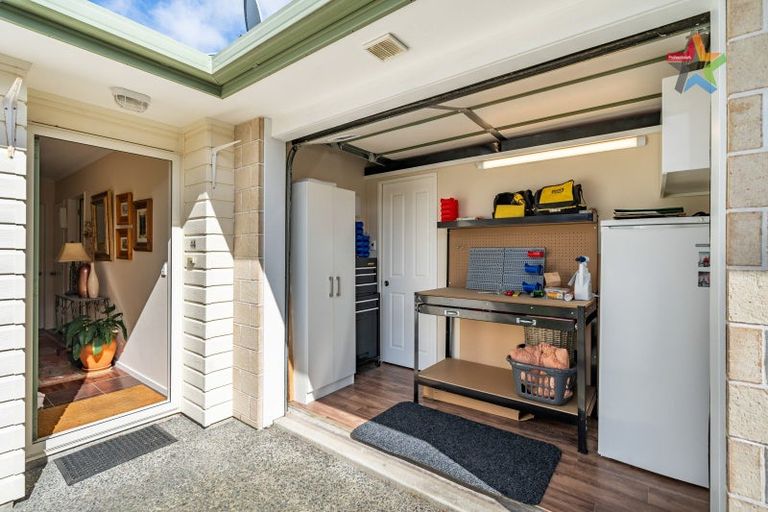 Photo of property in 44 Woodland Mews, Wainuiomata, Lower Hutt, 5014