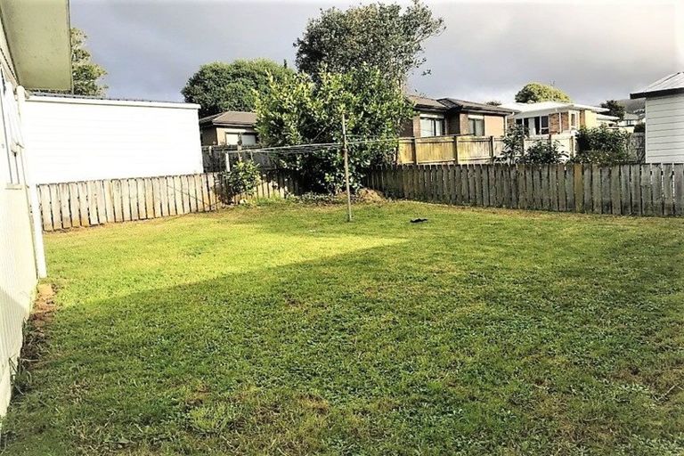 Photo of property in 10 Tuakau Road, Pukekohe, 2120