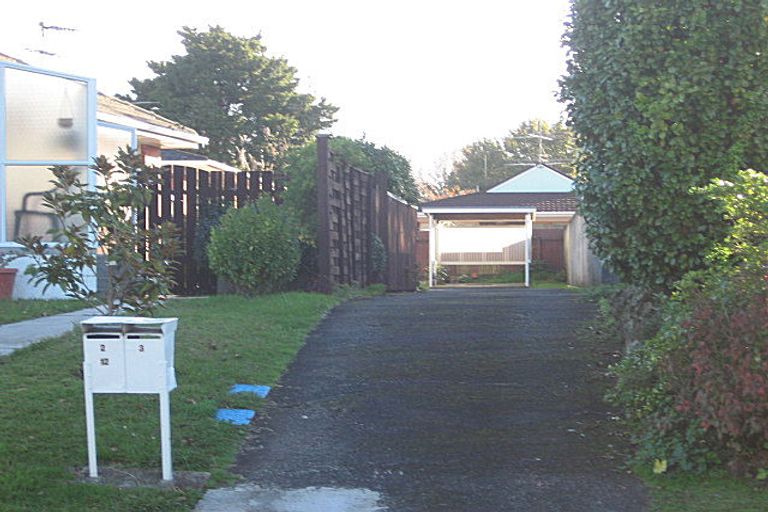 Photo of property in 12a Miles Avenue, Papatoetoe, Auckland, 2025