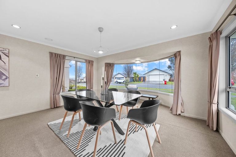 Photo of property in 32 Cody Crescent, Lansdowne, Masterton, 5810
