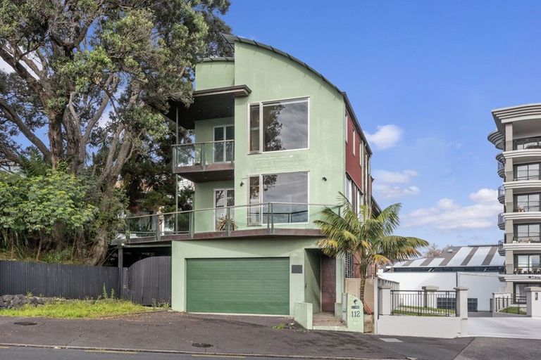 Photo of property in 112 Gladstone Road, Parnell, Auckland, 1052
