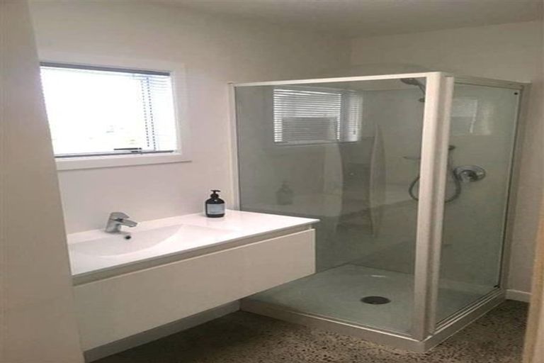 Photo of property in 11 Jeffs Road, Dairy Flat, Albany, 0794