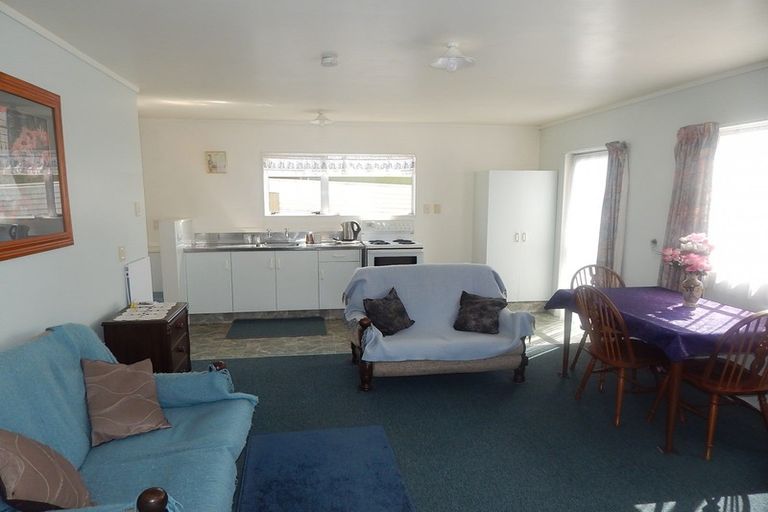 Photo of property in 4 Cook Street, Carters Beach, Westport, 7825
