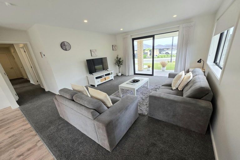 Photo of property in 13 Royal Oak Crescent, Holmes Hill, Oamaru, 9401