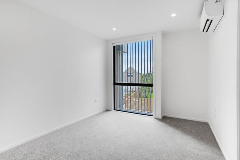 Photo of property in 1/39 Pakuranga Road, Pakuranga, Auckland, 2010