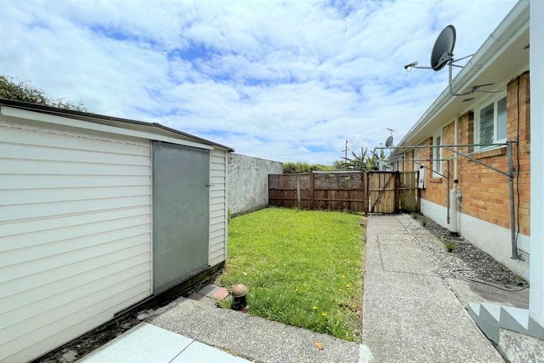 Photo of property in 3 Middlesex Road, Waterview, Auckland, 1026