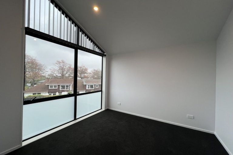 Photo of property in 5/27 Harewood Road, Papanui, Christchurch, 8053