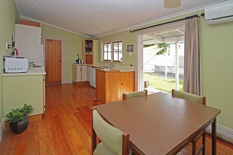 Photo of property in 201 Carlyle Street, Napier South, Napier, 4110