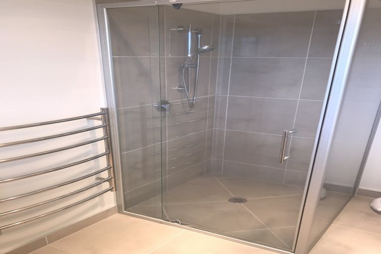 Photo of property in 18 William Andrew Road, Pukekohe, 2120