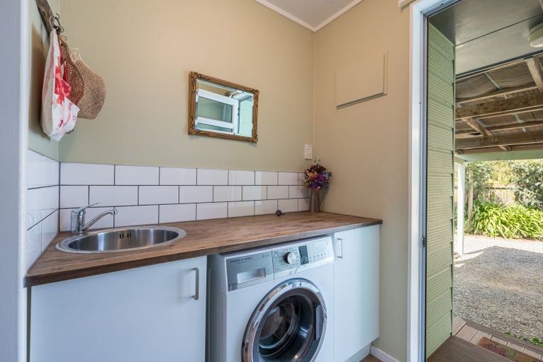 Photo of property in 2 Franklyn Close, Wakefield, 7025