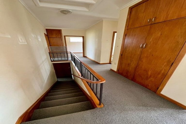 Photo of property in 1/15 Birkley Road, Bayswater, Auckland, 0622