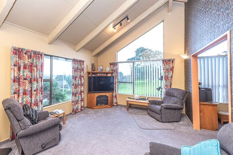 Photo of property in 24 Parkdale Drive, Aramoho, Whanganui, 4500