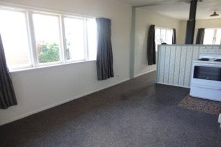Photo of property in 12 Waitahanui Avenue, Taupo, 3330