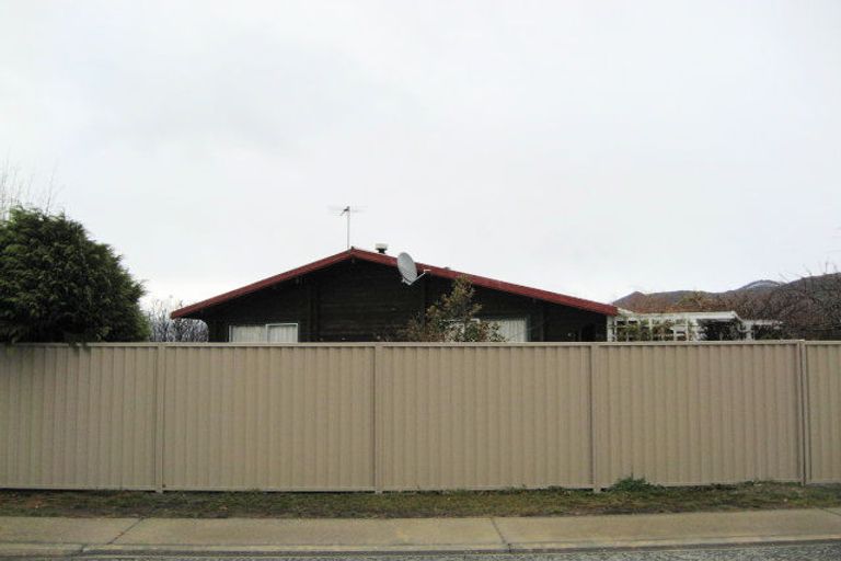 Photo of property in 99 Fache Street, Clyde, 9330