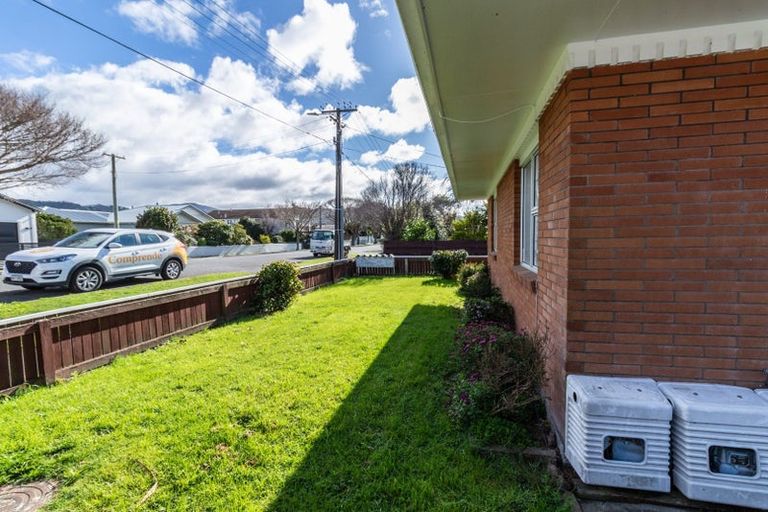 Photo of property in 4/14 Fuller Grove, Woburn, Lower Hutt, 5010